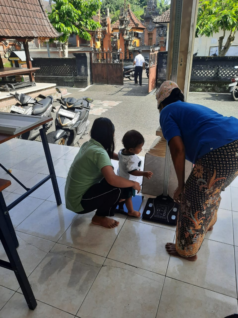 Pelaksanaan Posyandu Balita Banjar Tauman - 10 Oktober 2024